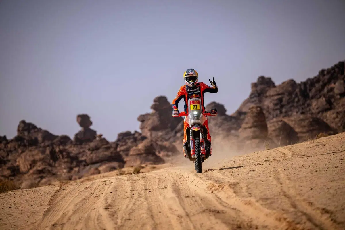 Dakar 2026. Finale. MICIDIALE COLPO DI SCENA! E i vincitori sono: Luciano Benavides, KTM e... [IN AGGIORNAMENTO] (9)