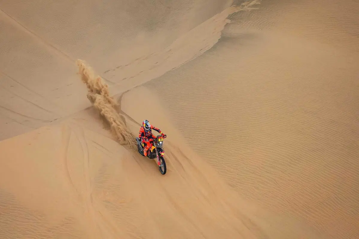Dakar 2026. Finale. MICIDIALE COLPO DI SCENA! E i vincitori sono: Luciano Benavides, KTM e... [IN AGGIORNAMENTO] (18)