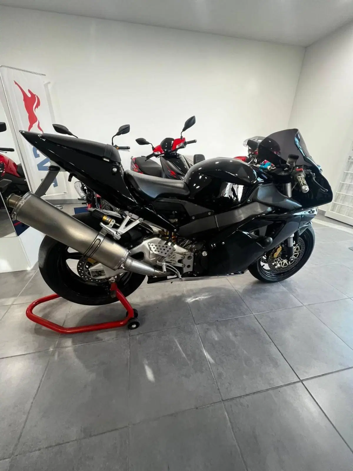 Honda CBR 900 RR Fireblade (2002 - 04) (7)