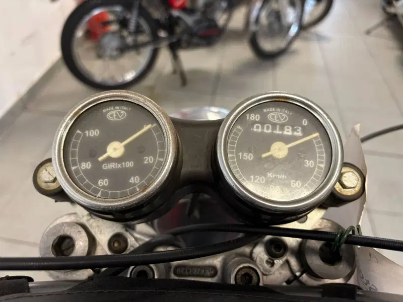 Moto Morini Country 125 (3)