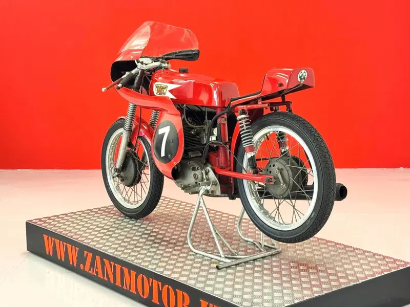 Moto Morini 125 CORSA (6)