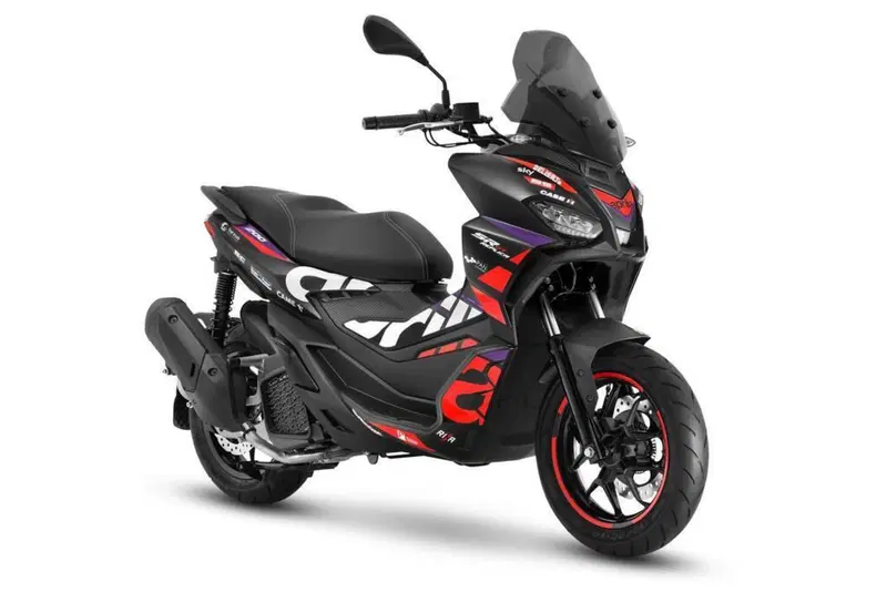 Aprilia SR GT 200 Sport (2025 - 26) (2)