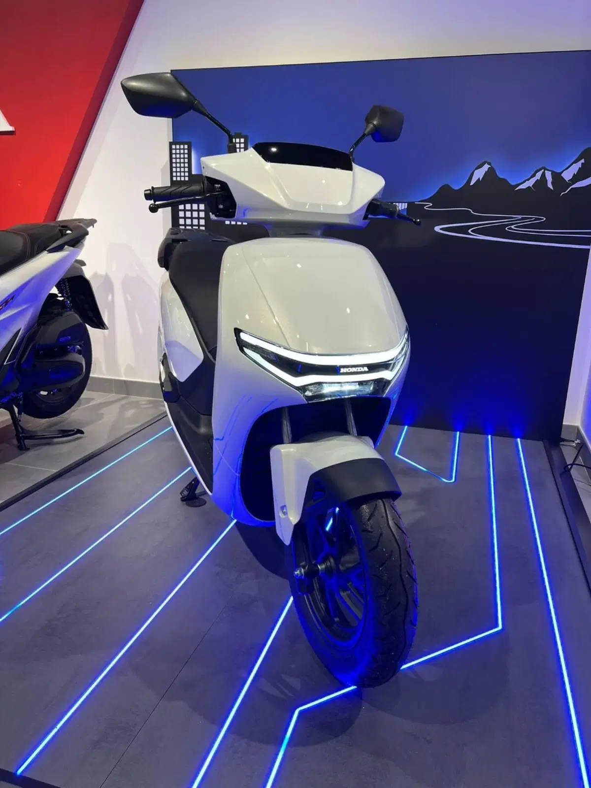 Honda CUV e: (2025 - 26)