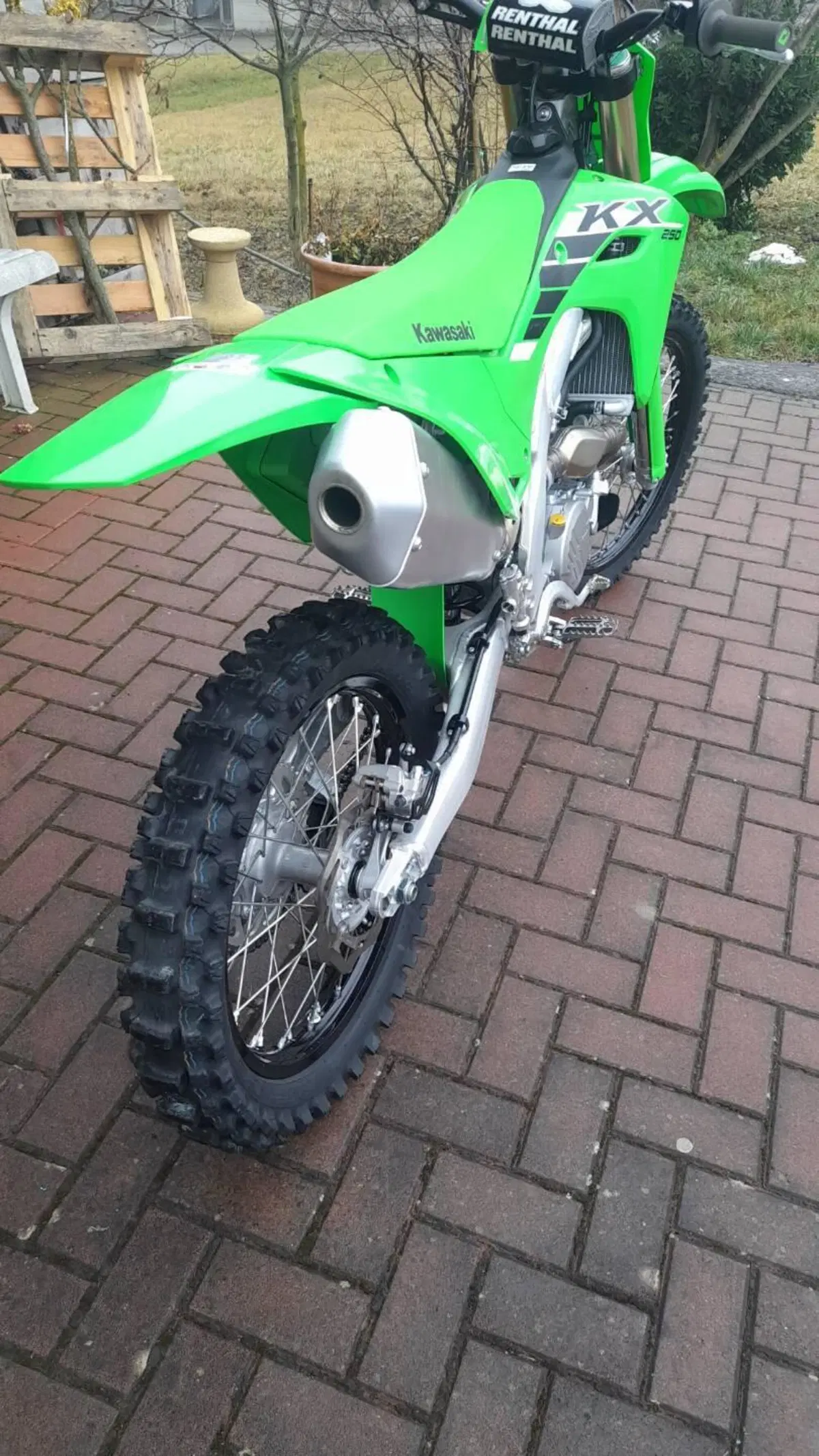 Kawasaki KX250 (2025) (8)