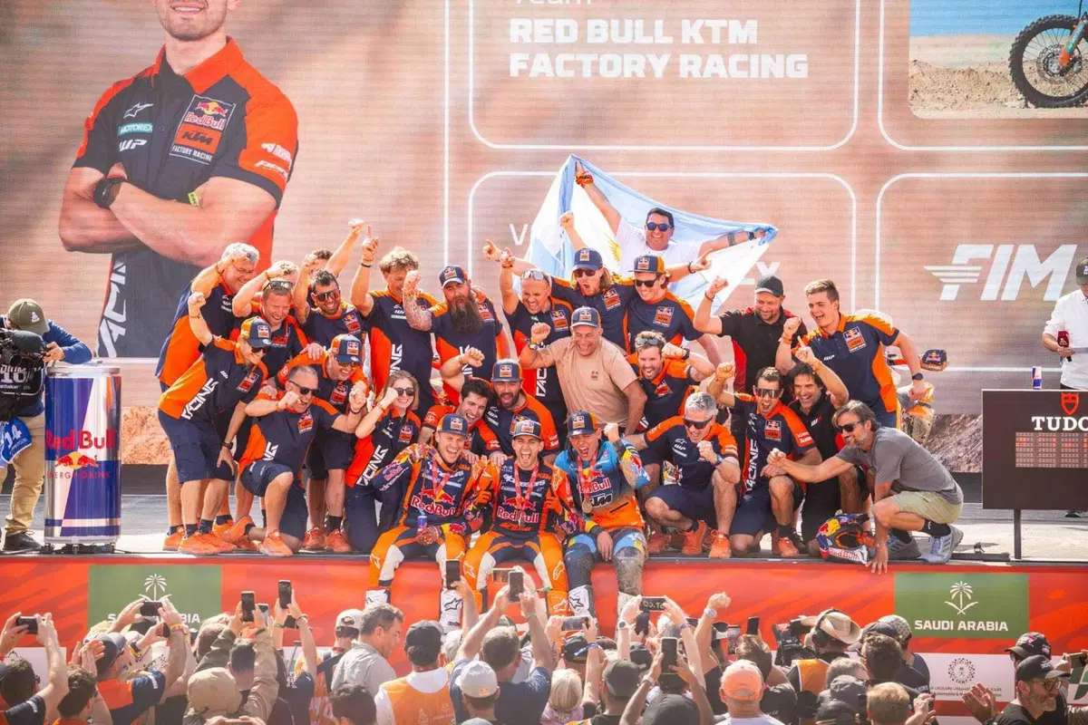 Dakar 2026. Finale. MICIDIALE COLPO DI SCENA! E i vincitori sono: Luciano Benavides, KTM e... [IN AGGIORNAMENTO] (8)