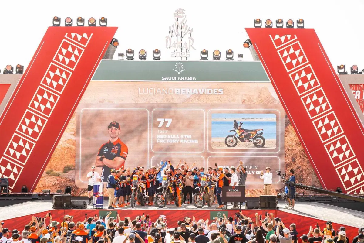 Dakar 2026. Finale. MICIDIALE COLPO DI SCENA! E i vincitori sono: Luciano Benavides, KTM e... [IN AGGIORNAMENTO] (3)