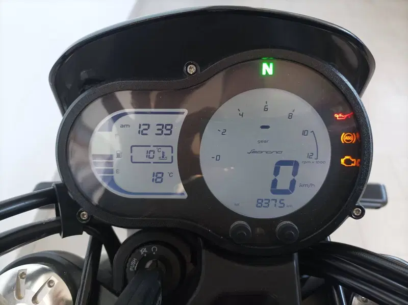 Benelli Leoncino 500 Trail (2021 - 26) (15)
