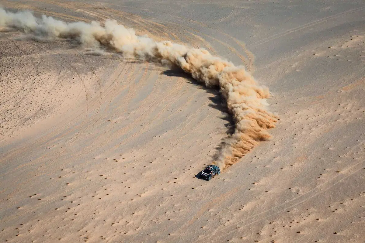 Dakar 2026. Finale. MICIDIALE COLPO DI SCENA! E i vincitori sono... Luciano Benavides, KTM, e Al Attiyah, Dacia (10)
