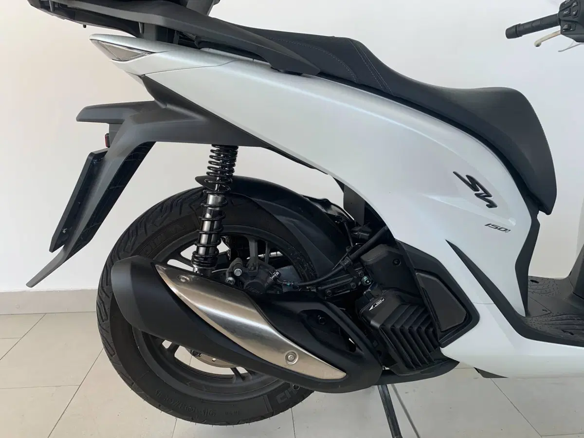 Honda SH 150i (2024 - 25) (8)