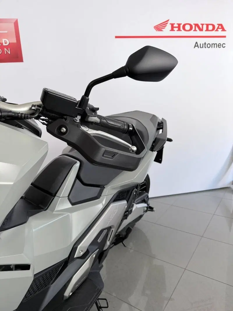 Honda X-ADV 750 DCT (2021 - 24) (2)