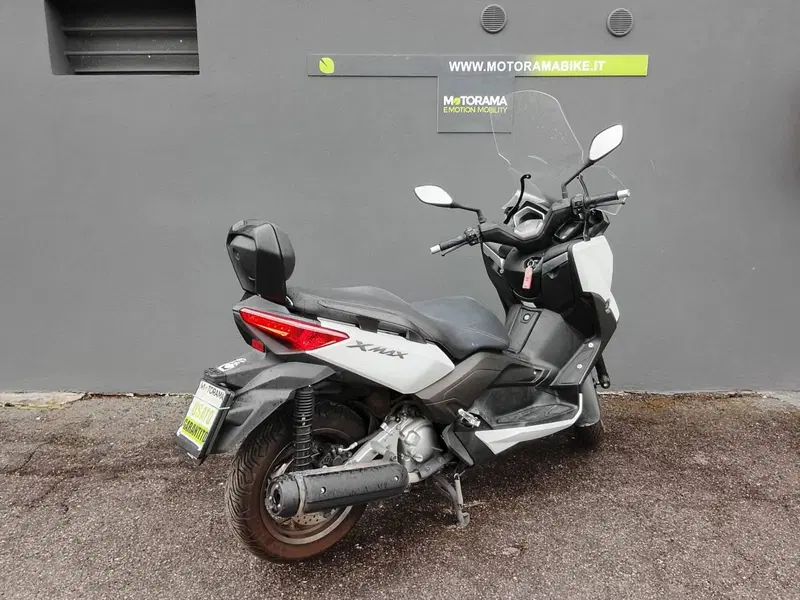 Yamaha X-Max 250 ABS (2014 - 16) (4)