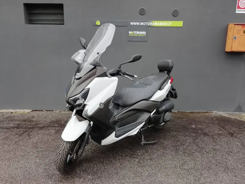 Yamaha X-Max 250 ABS (2014 - 16) (2)