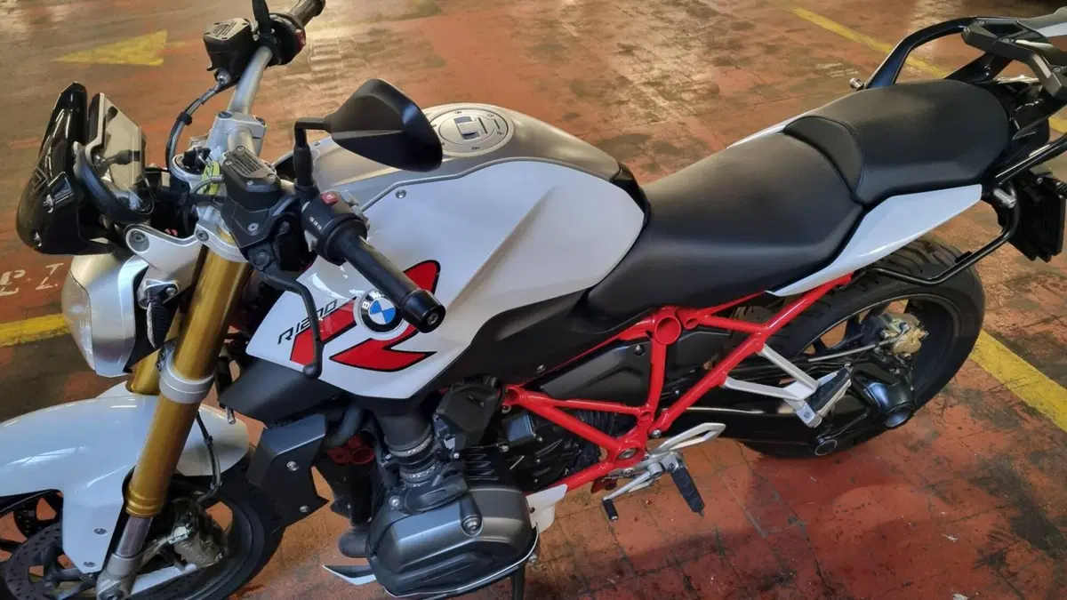 Bmw R 1200 R (2015 - 16) (3)