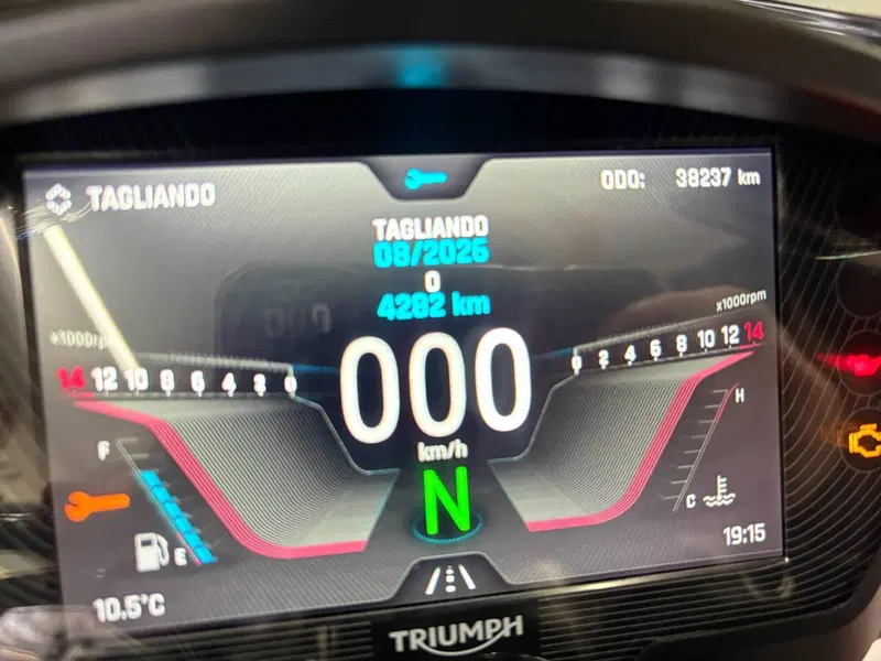 Triumph Street Triple 765 RS (2023 - 26) (4)