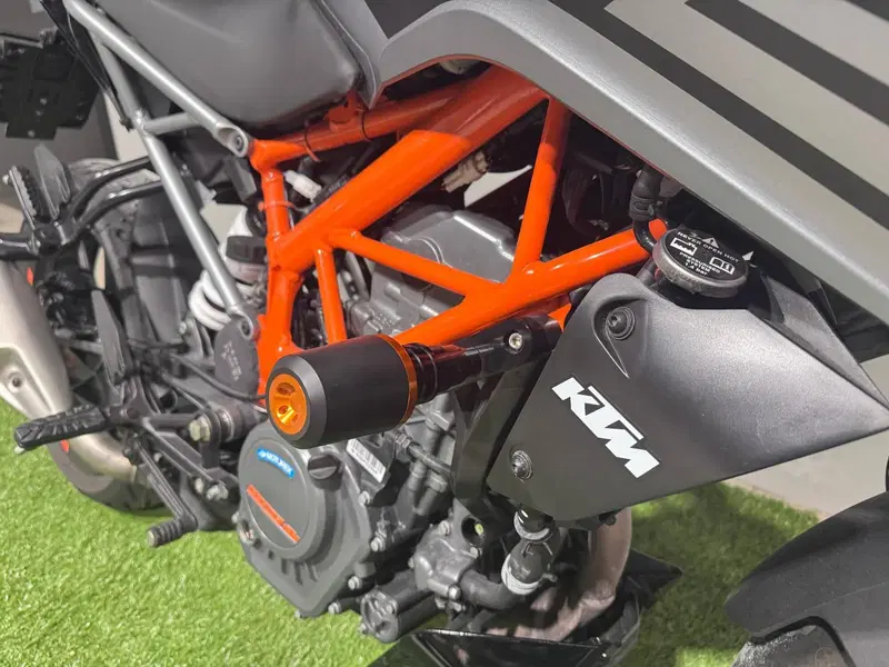 KTM 125 Duke (2021 - 23) (5)