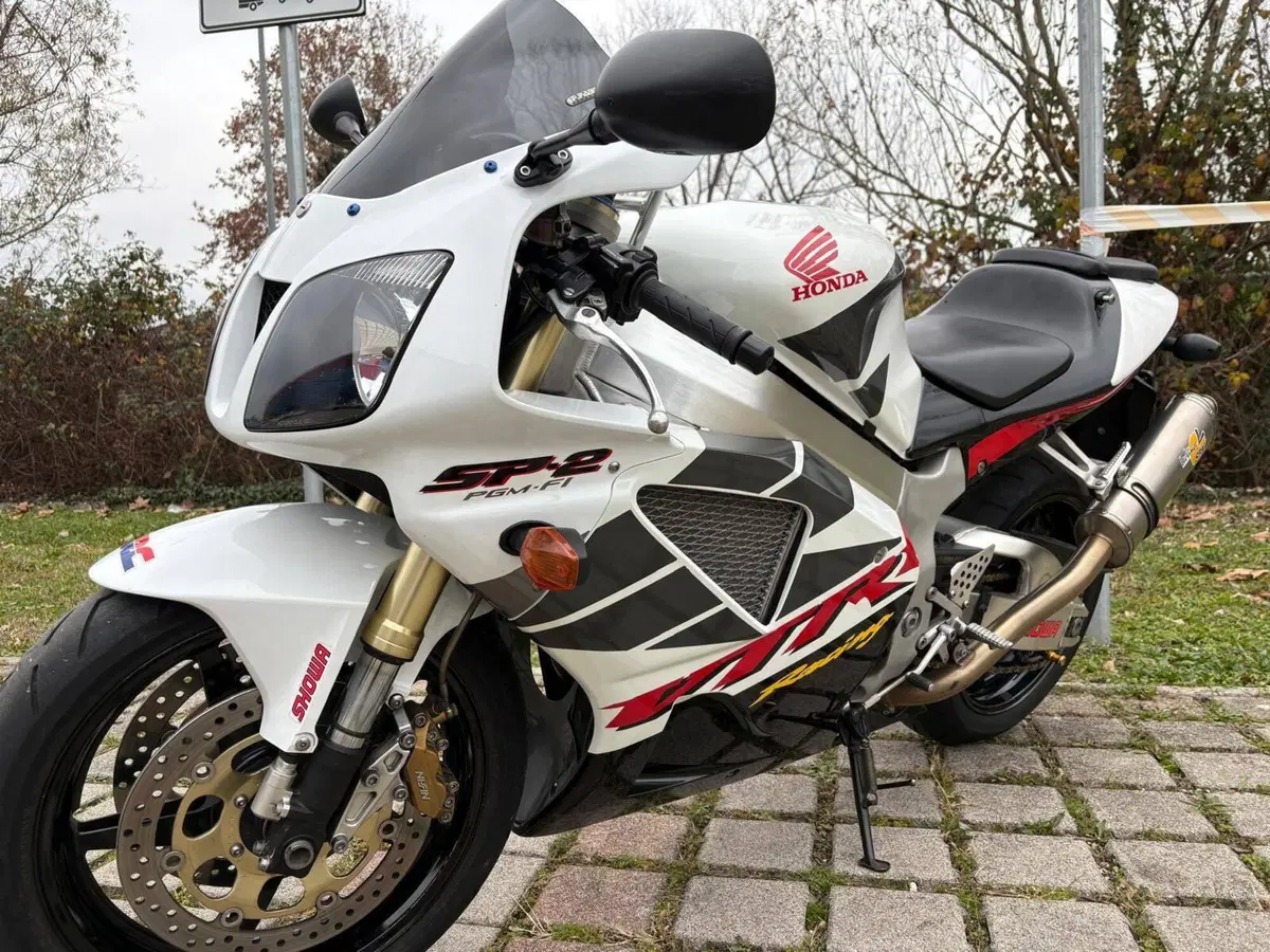 Honda VTR 1000 SP-2 (2002 - 06) (5)