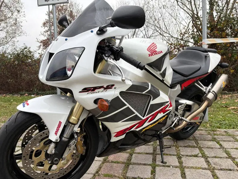 Honda VTR 1000 SP-2 (2002 - 06) (5)