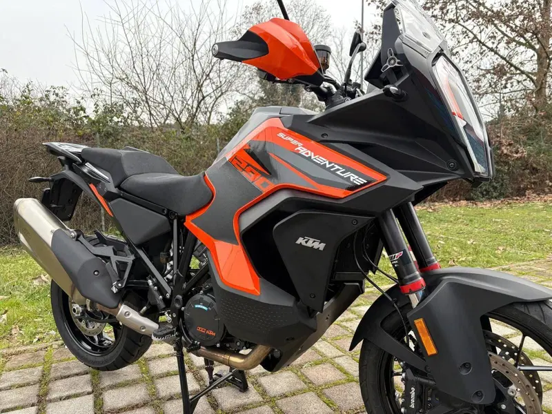 KTM 1290 Super Adventure S (2021) (8)
