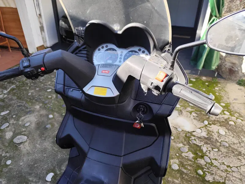 Aprilia Atlantic 500 (2001 - 02) (4)