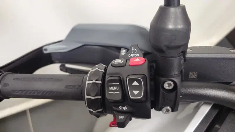 Bmw R 1300 GS (2023 - 26) (5)