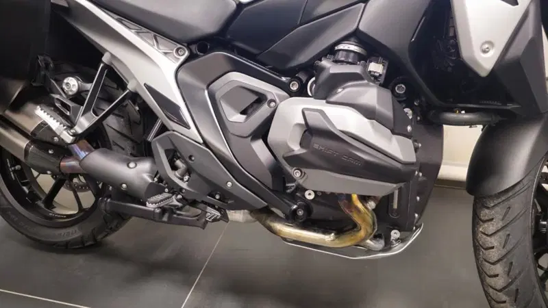 Bmw R 1300 GS (2023 - 26) (4)