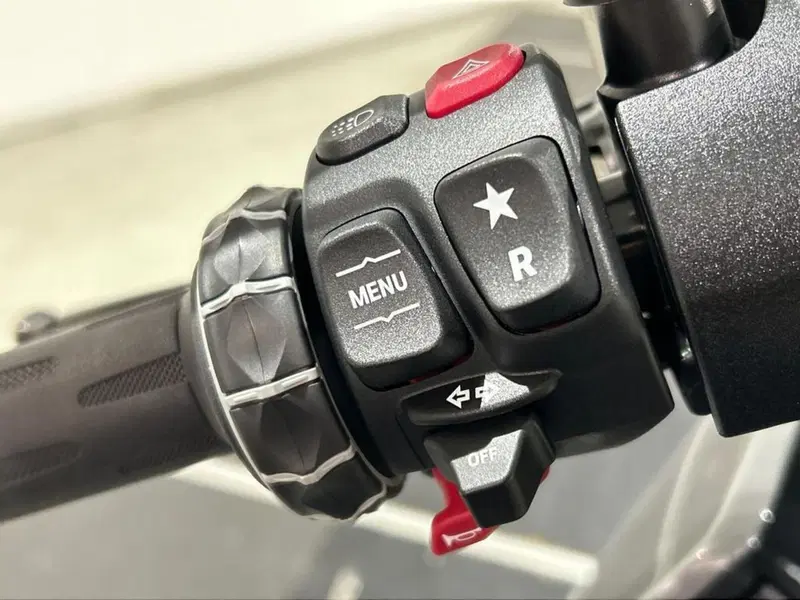 Bmw CE 04 (2021 - 25) (7)