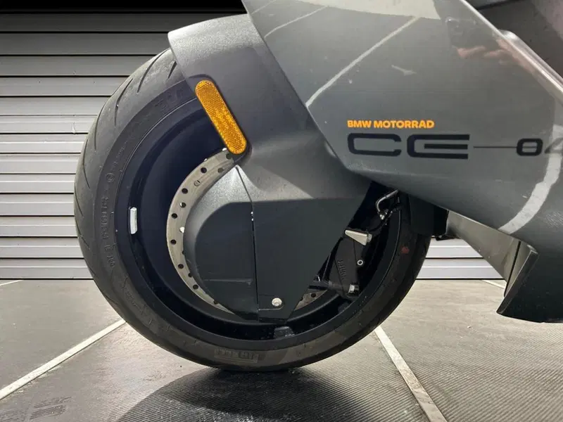 Bmw CE 04 (2021 - 25) (15)