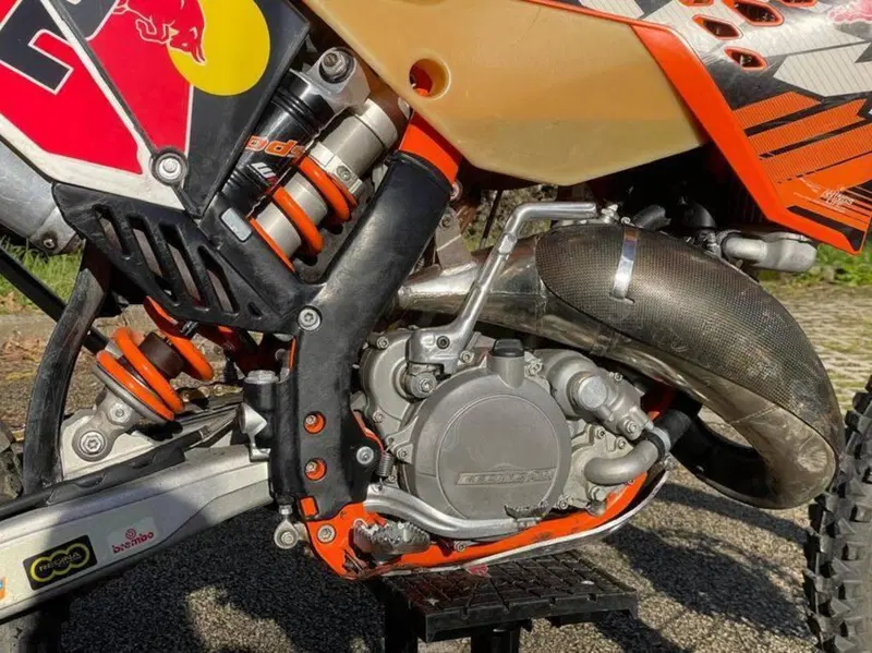 KTM 125 EXC Six Days (2011) (6)