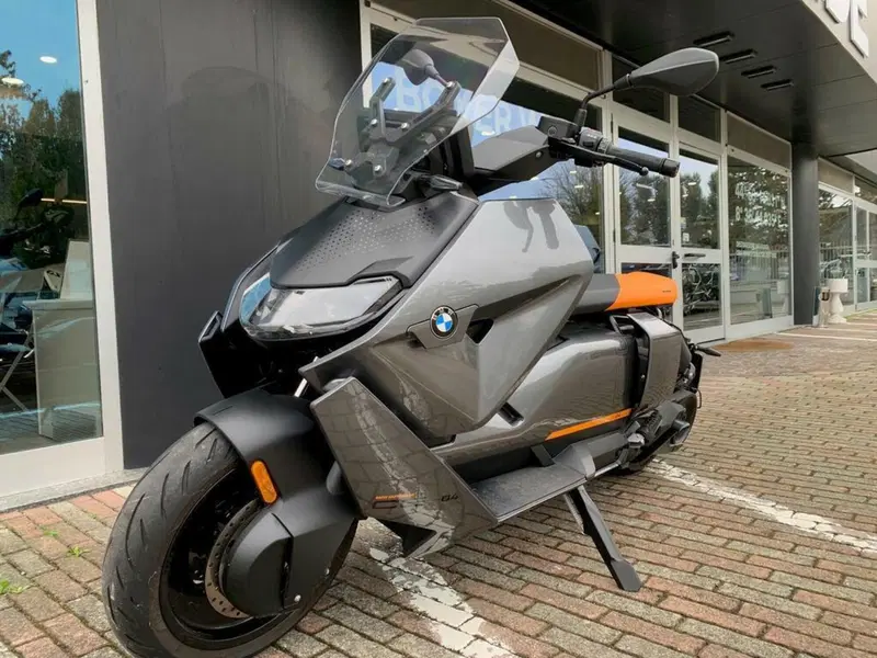 Bmw CE 04 (2021 - 25) (5)