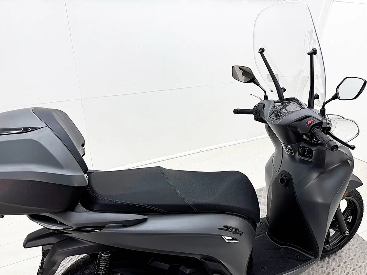 Honda SH 350i GT (2025 - 26) (10)