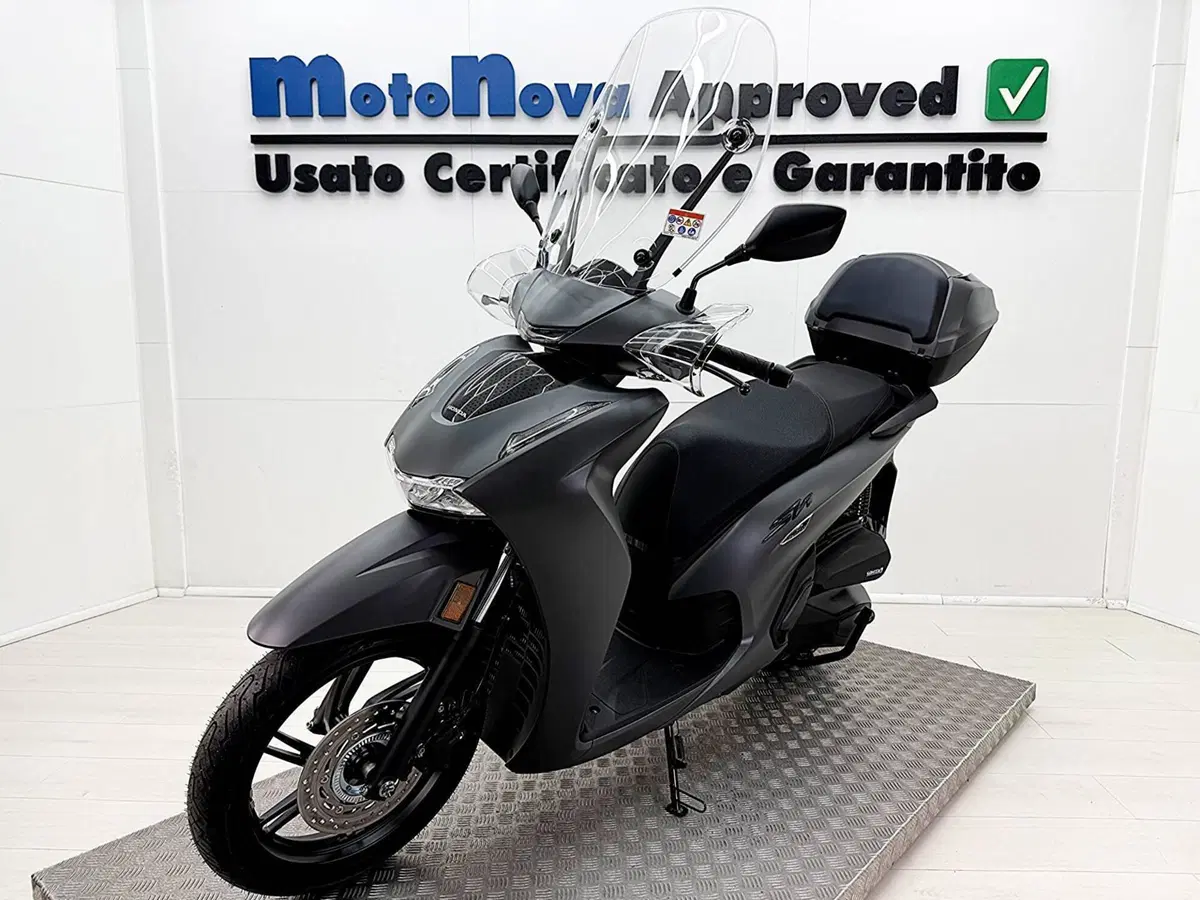 Honda SH 350i GT (2025 - 26) (3)