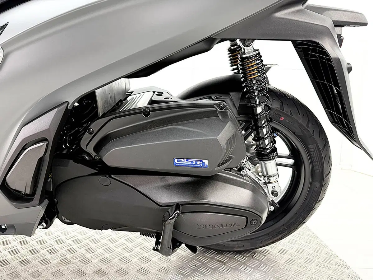 Honda SH 350i GT (2025 - 26) (14)