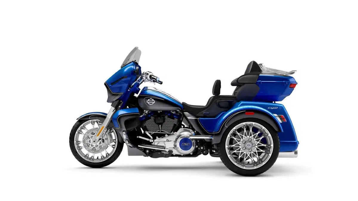 Harley-Davidson CVO - Custom Vehicle Operations CVO Street Glide 3 Limited (2026) (3)