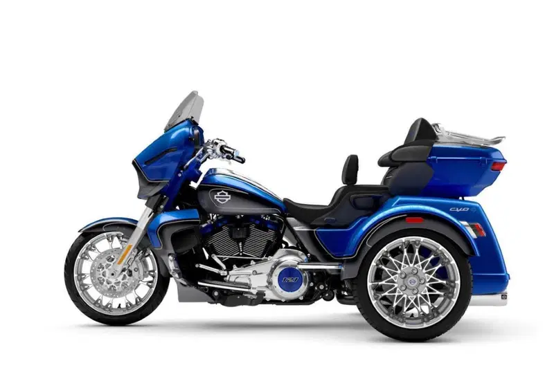Harley-Davidson CVO - Custom Vehicle Operations CVO Street Glide 3 Limited (2026) (3)