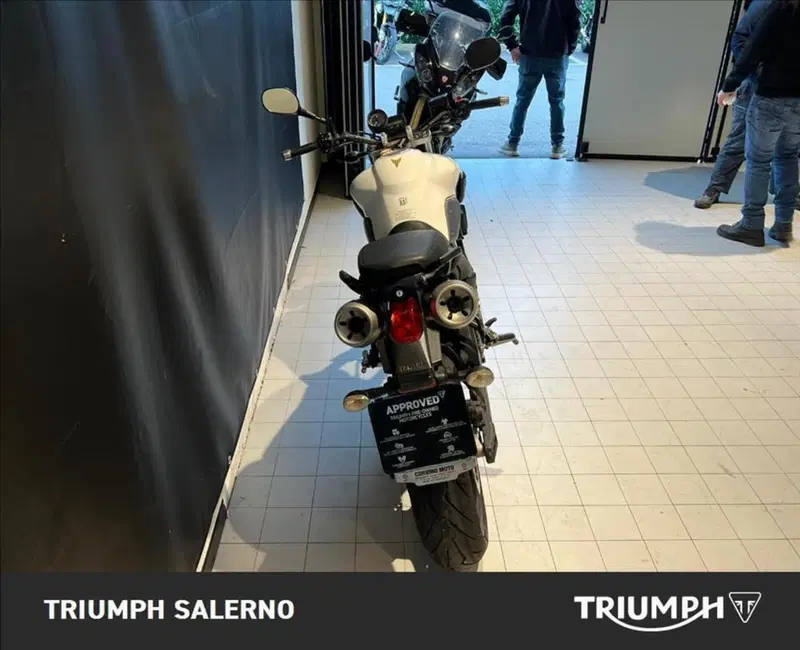 Yamaha MT-03 (2006 - 14) (6)