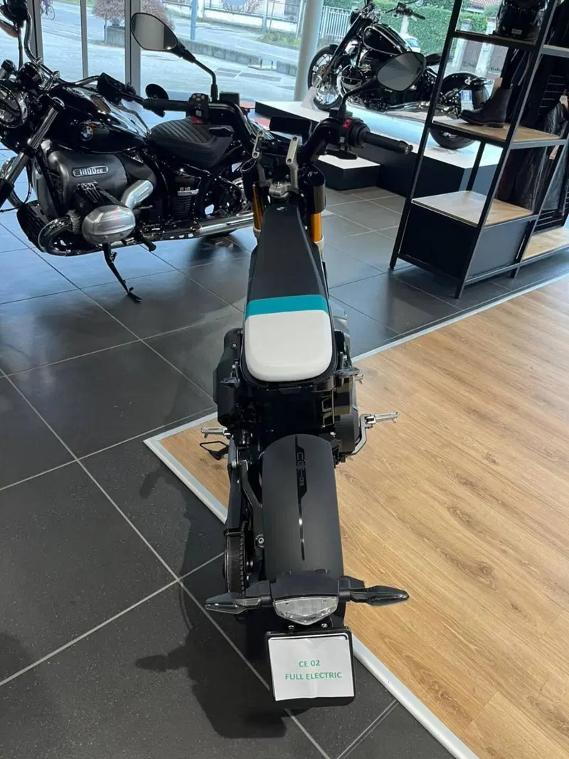 Bmw CE 02 (2024 - 26) (7)