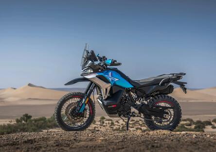 Prezzo shock per la CFMOTO 1000 MT-X: per sfidare le maxi dell'adventure bastano 9.990 euro