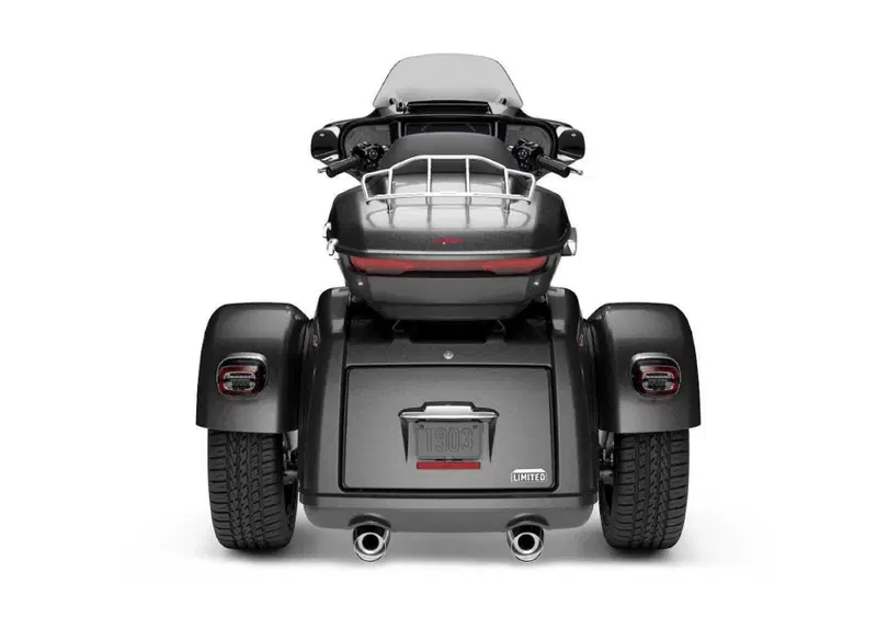 Harley-Davidson Trike Street Glide 3 Limited Liberty Edition (2026) (2)