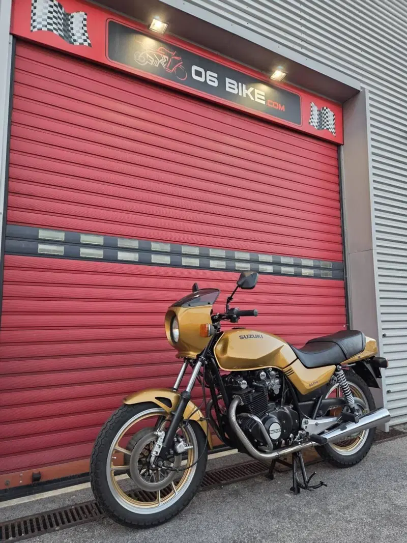 Suzuki GS450S (3)