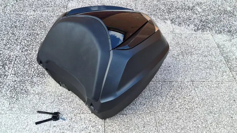 Bauletto originale Honda per scooter SH mod. keyle (2)