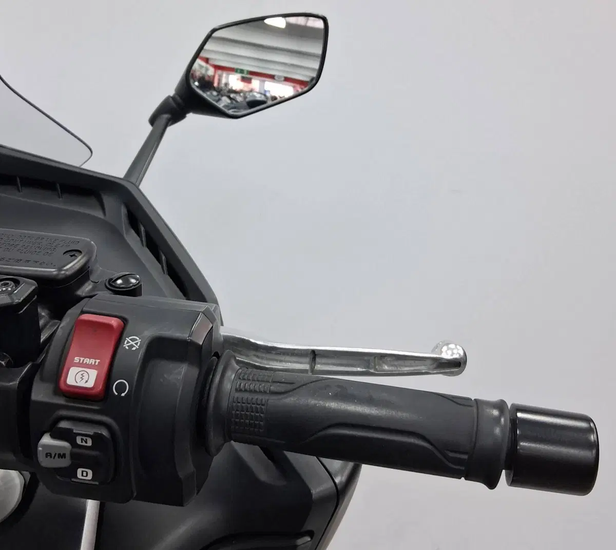 Honda Forza 750 DCT (2021 - 24) (6)