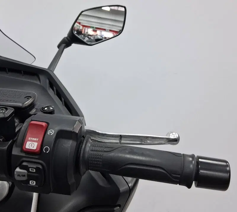 Honda Forza 750 DCT (2021 - 24) (6)