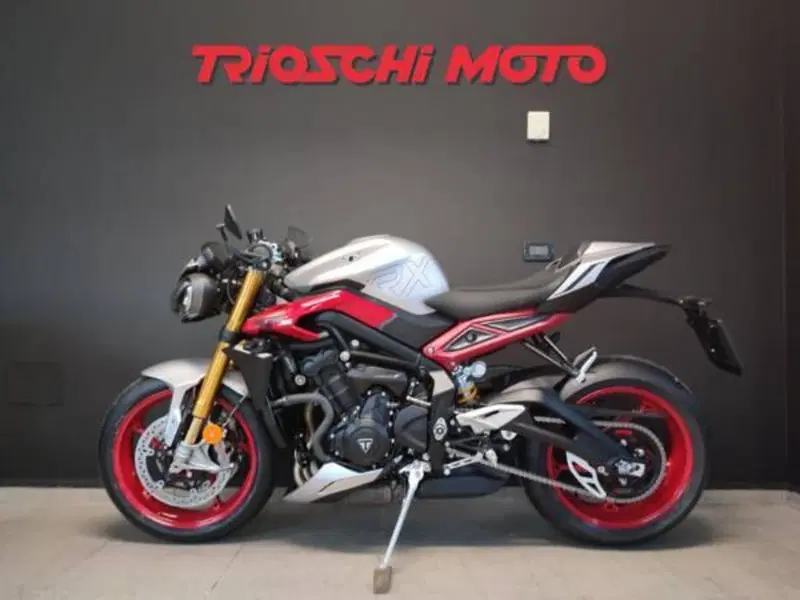 Triumph Street Triple 765 RX (2026) (2)