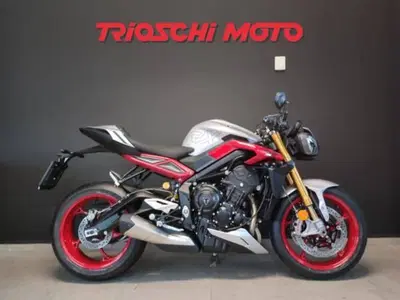 Triumph Street Triple 765 RX (2026) nuova