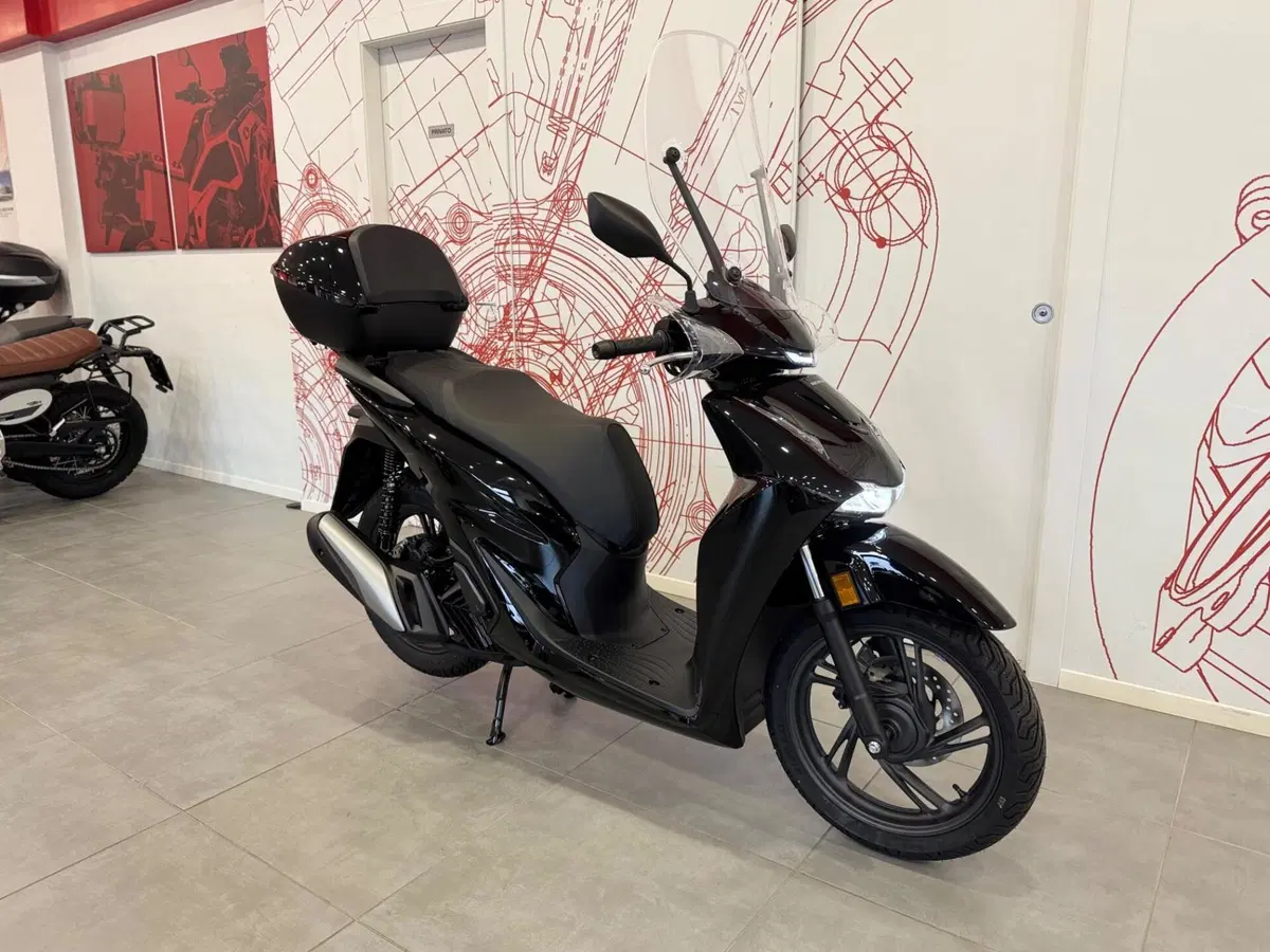 Honda SH 125 (2026) (2)