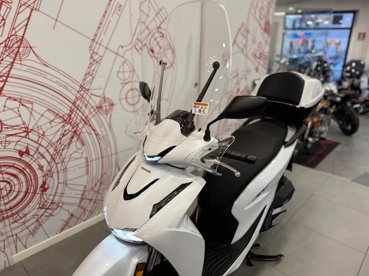 Honda SH 125 (2026) (14)