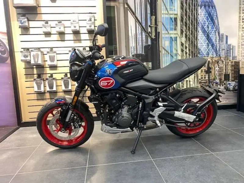 Triumph Trident 660 Triple Tribute Edition (2025 - 26)