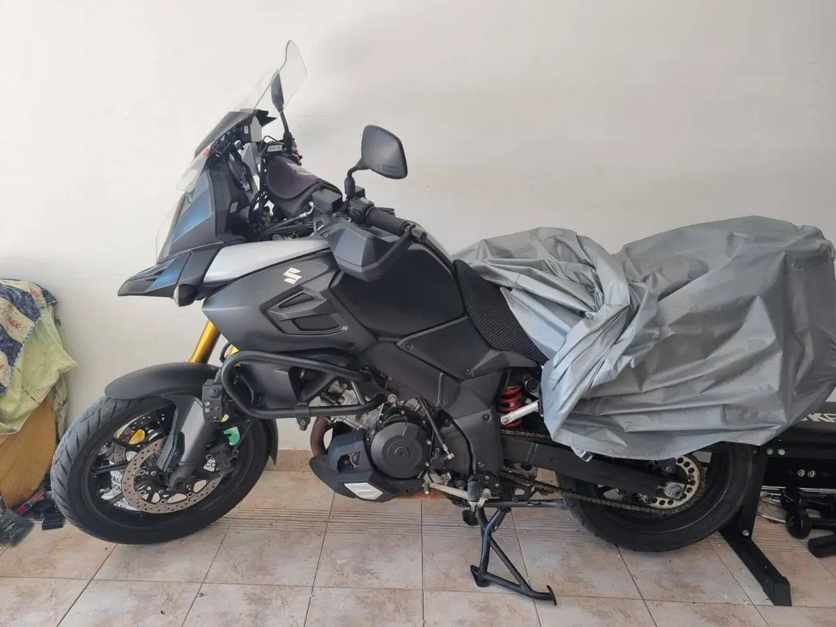 Suzuki V-Strom 1000 ABS (2014 - 17) (5)