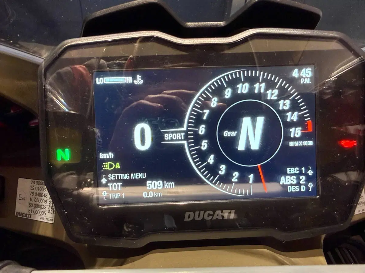 Ducati Panigale V4 Speciale 1100 (2018 - 19) (16)