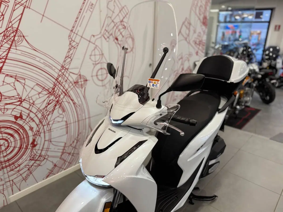 Honda SH 125 (2026) (14)
